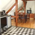Unicat Guest house 3*