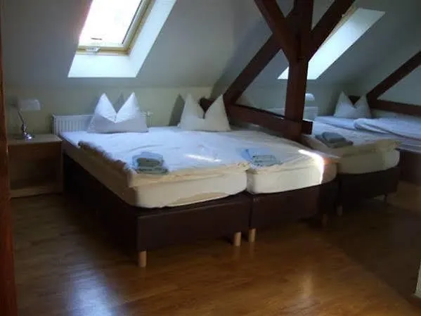 Casa de hóspedes Unicat 3*